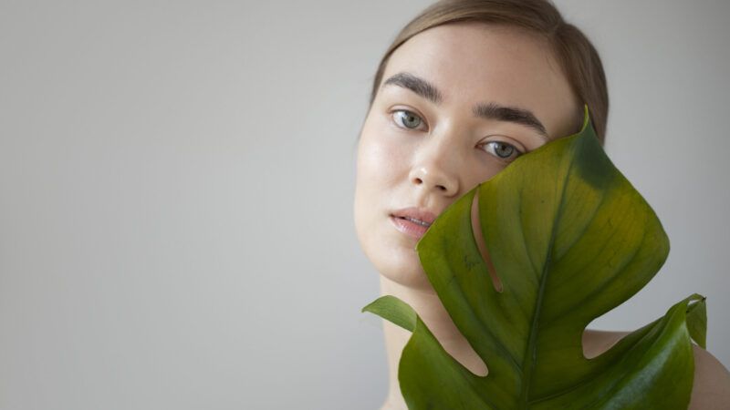 admin ajax.php?action=kernel&p=image&src=%7B%22file%22%3A%22wp content%2Fuploads%2F2023%2F01%2Fportrait beautiful woman with clear skin posing with monster plant leaf scaled e1673689994198