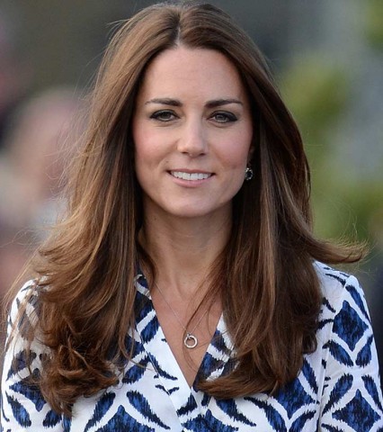 images easyblog articles 7788 b2ap3 thumbnail 20 Kate Middleton Hairstyles That Will Make You Feel Like A Princess 1
