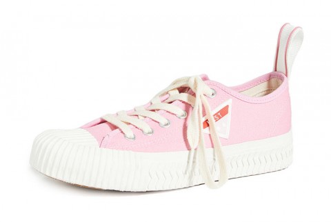 images easyblog articles 11271 b2ap3 thumbnail best pink sneakers trainers for women Last Fresh Sneakers
