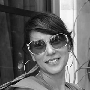 author maria kazantza