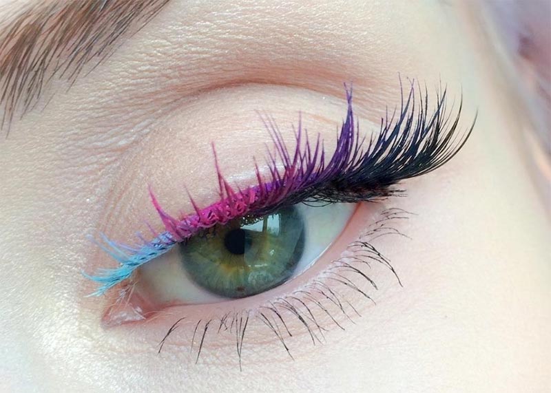 how to choose colored mascara for every eye color