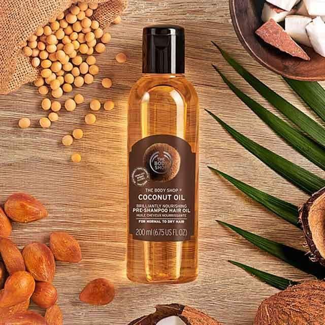 61545 coconut oil brilliantly nourishing pre shampoo hair oil 4 640x640 1