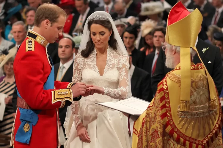 duchess and duke of cambridge wedding day tatler 27nov17 pa 02 b 1