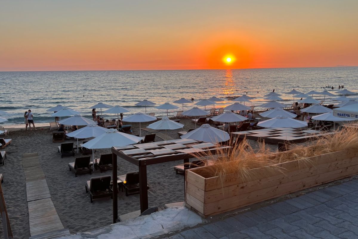 Sabbia all Day & Night Restaurant & Beach Bar - Το must της Κέρκυρας