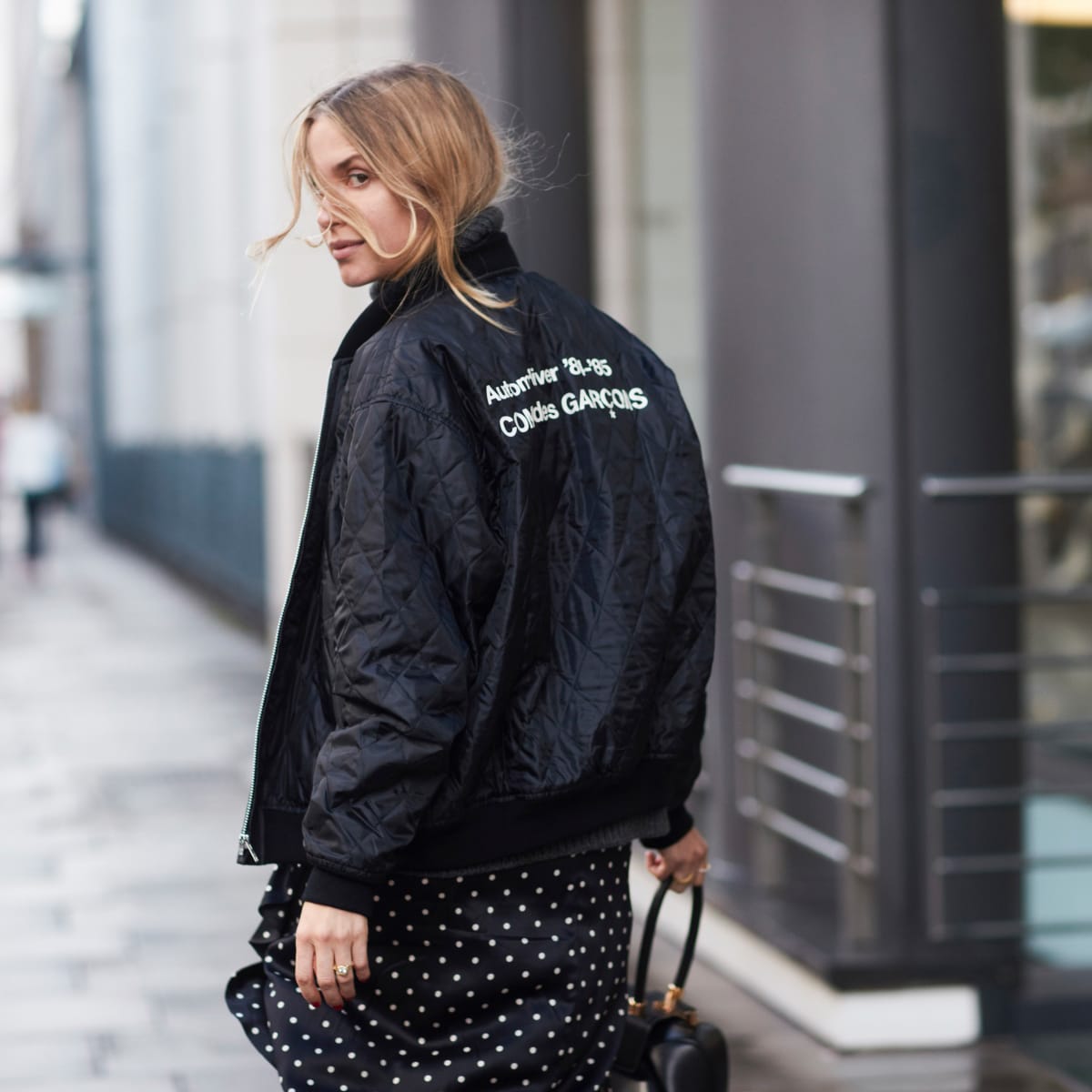 likewoman bomber