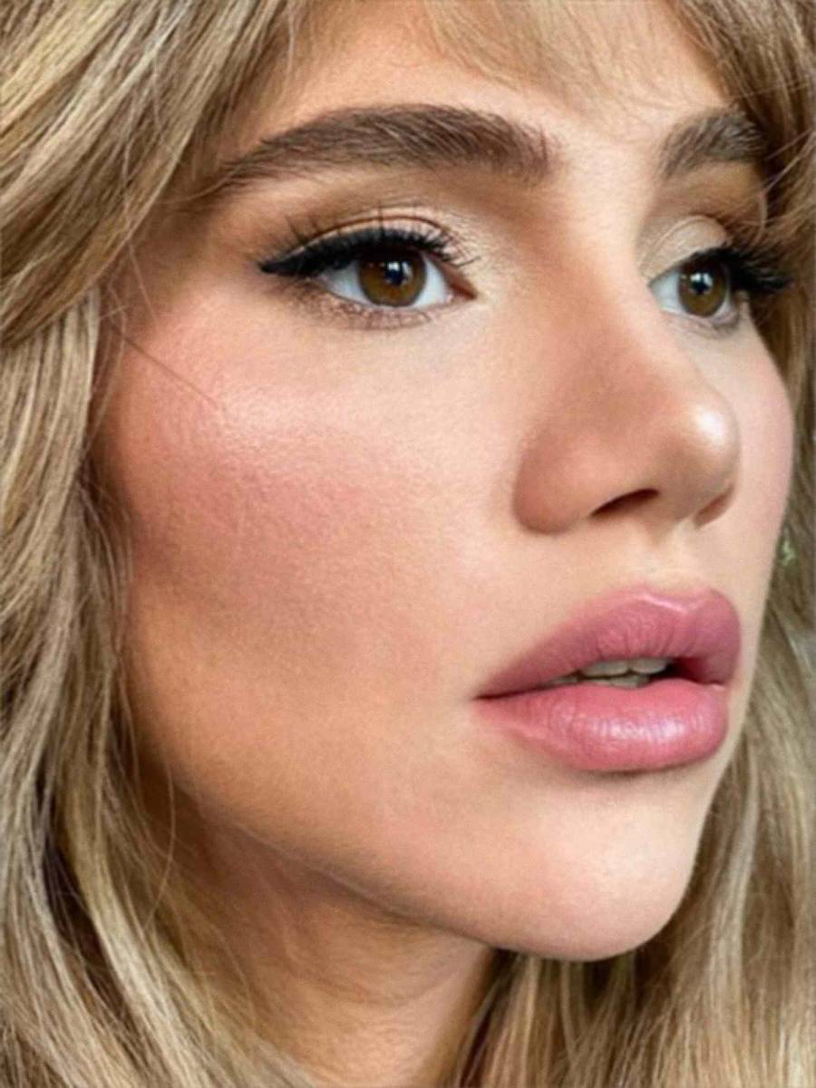 likewoman sukiwaterhouse